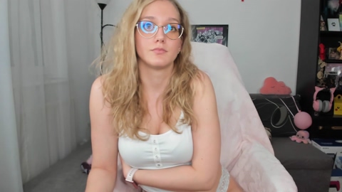 LunaNicole  04-07-2022